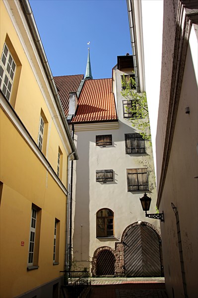 082-Двор Конвента